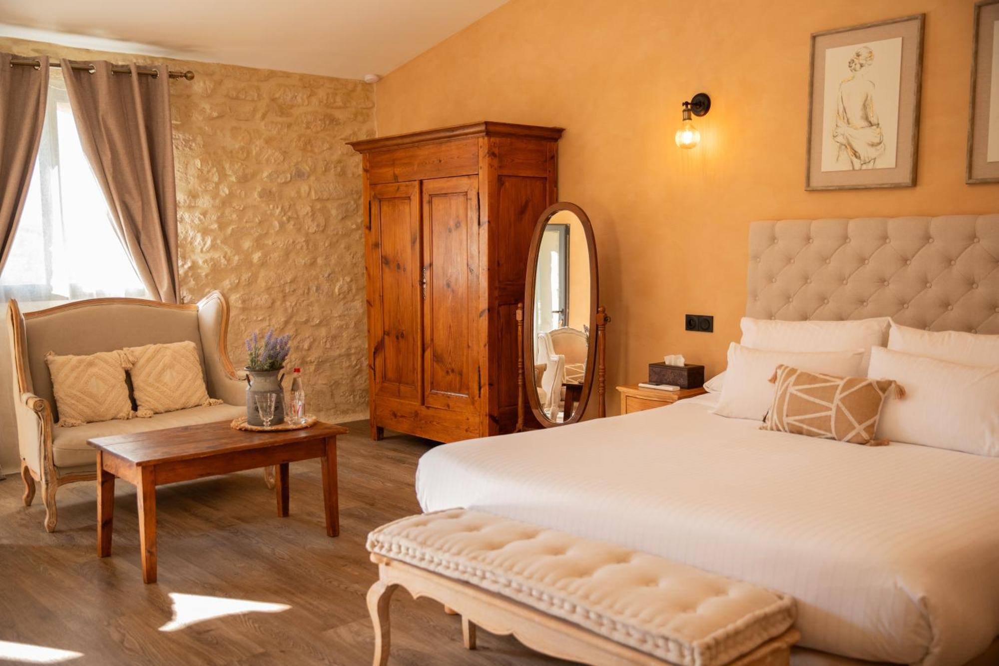 Maison Roucas - Restaurant Et Chambres D'Hotes Solérieux Εξωτερικό φωτογραφία