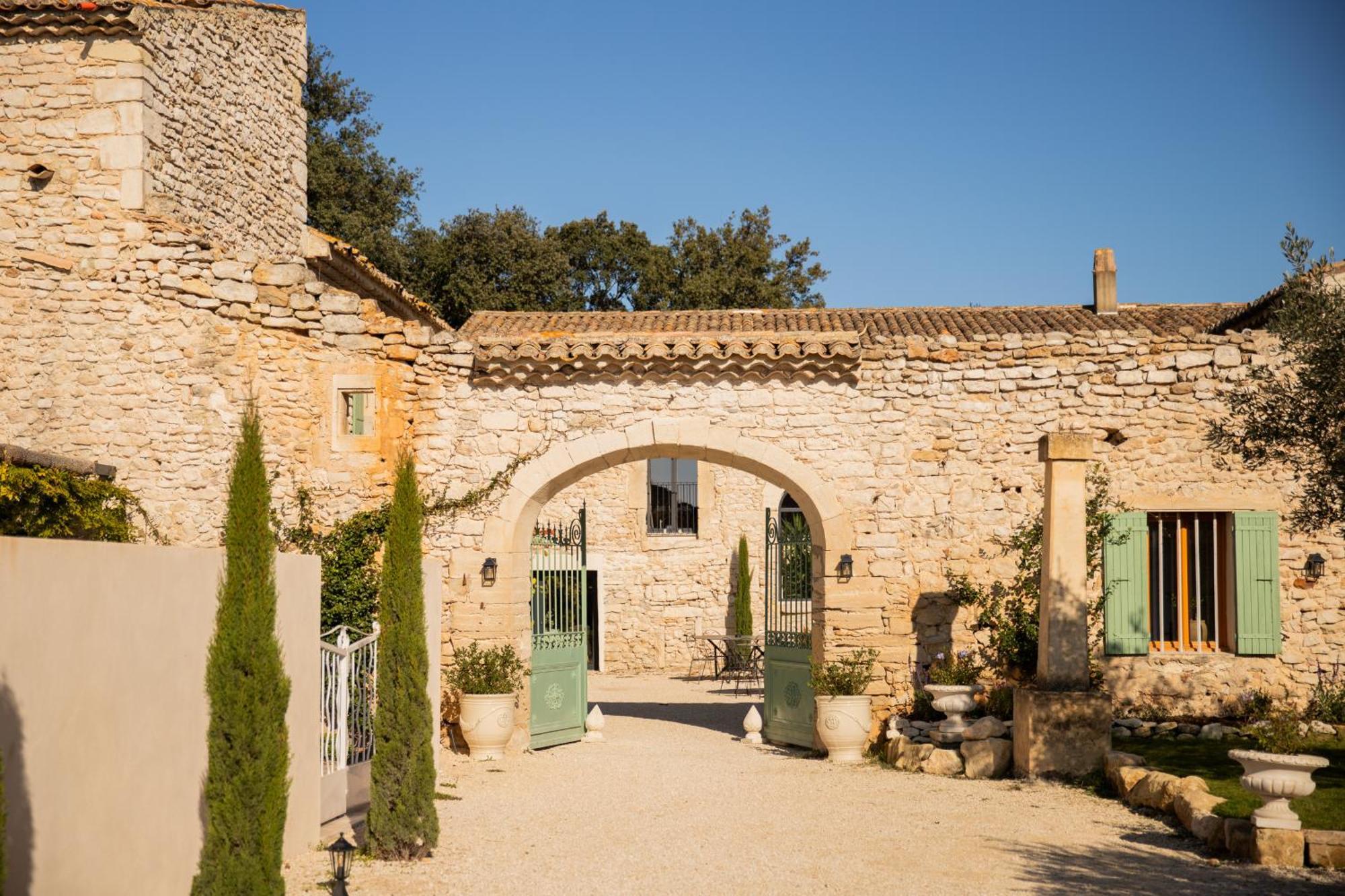 Maison Roucas - Restaurant Et Chambres D'Hotes Solérieux Εξωτερικό φωτογραφία